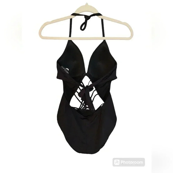 Kenneth Cole one piece swimsuit - Picture 4 of 5